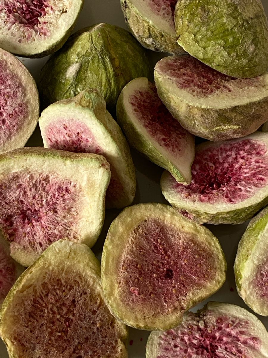 Freeze-Dried Wild Fig Halves